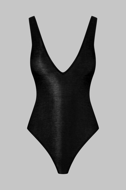 Body String Col V - La Femme Amazone