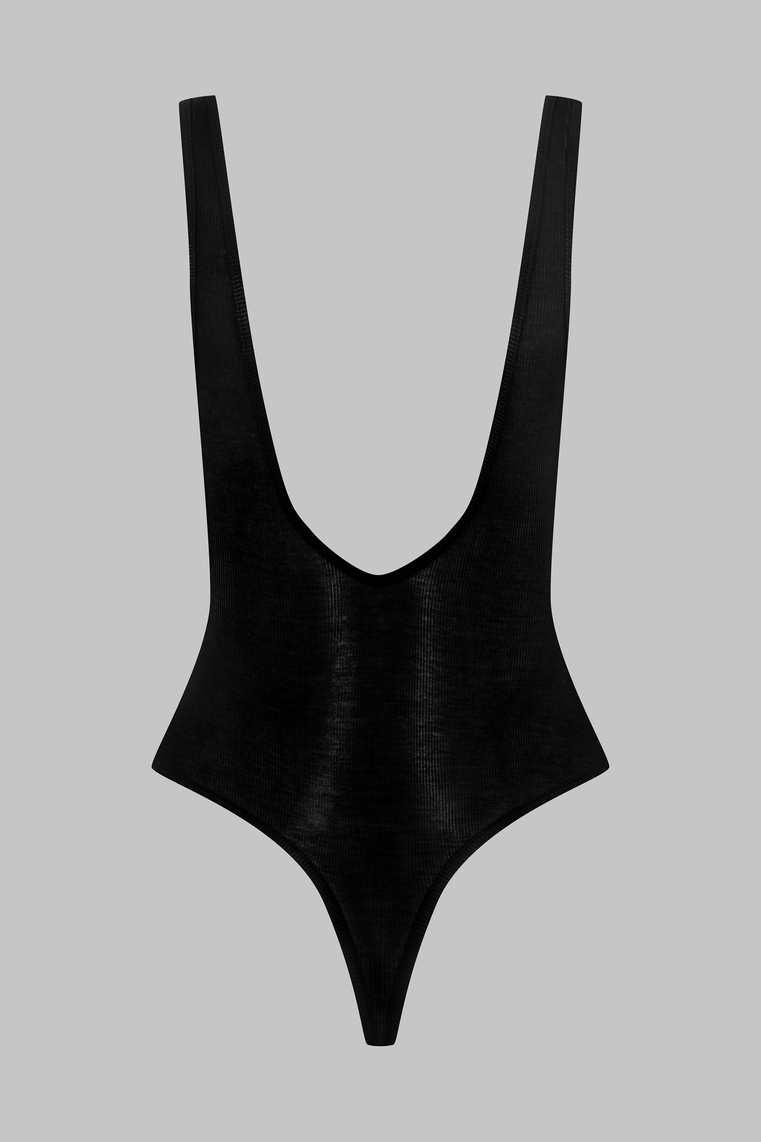 Body String Col V - La Femme Amazone