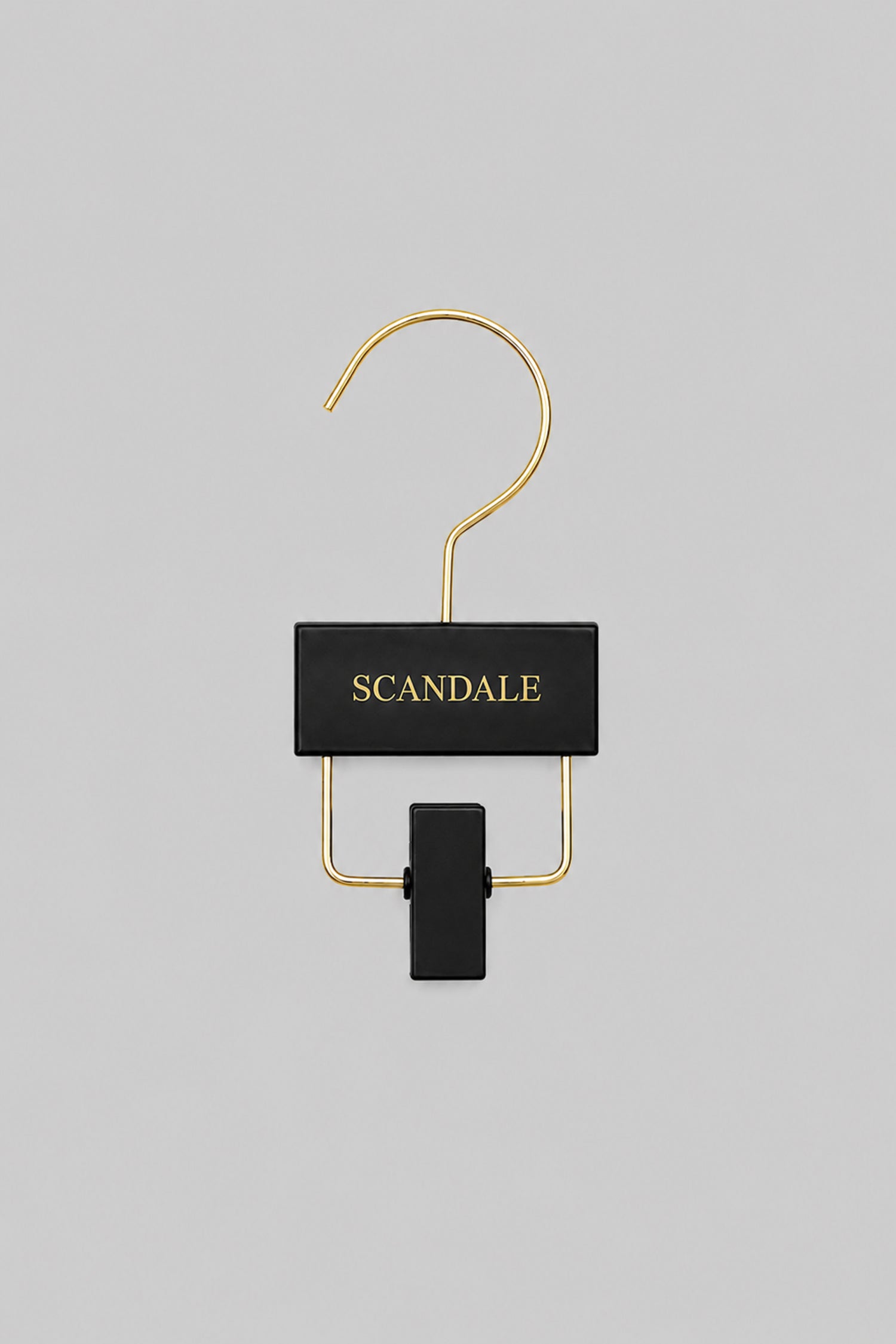 Cintre mono pince Scandale - Dressing &amp; Entretien