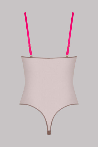 Body string - Corps à Corps