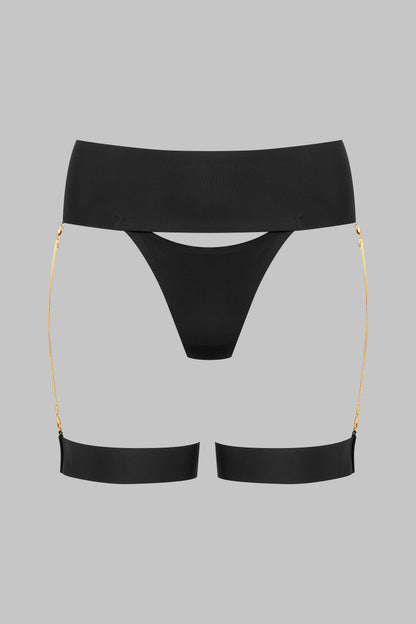 Tanga mit Strumpfhaltern und Schmuck - Tapage Nocturne