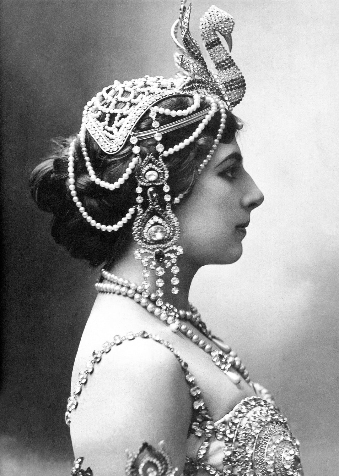 7 things you didn't know about... Mata Hari